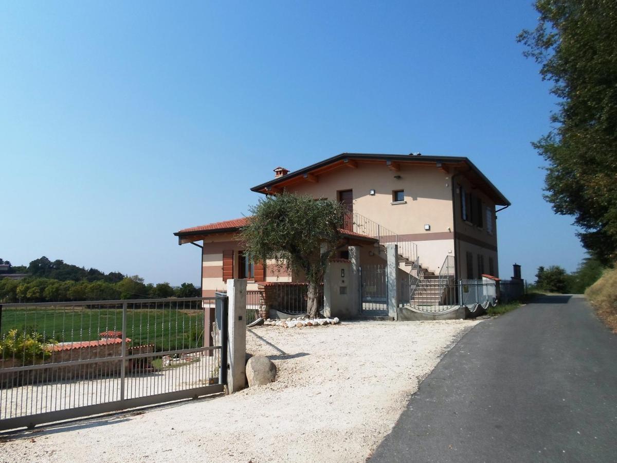 Casa Ines Daire Lonato Dış mekan fotoğraf