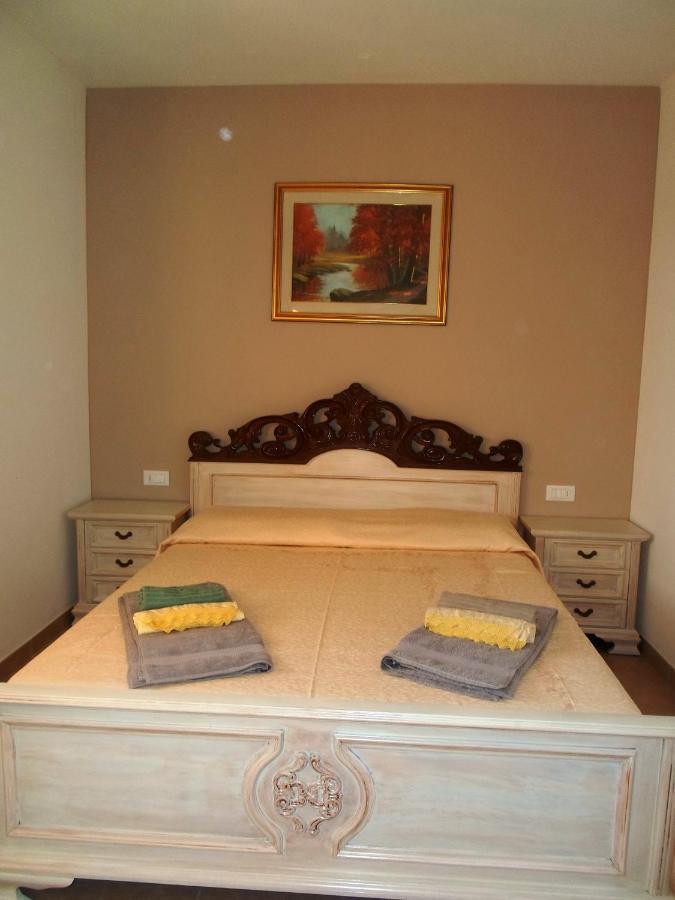 Casa Ines Daire Lonato Dış mekan fotoğraf