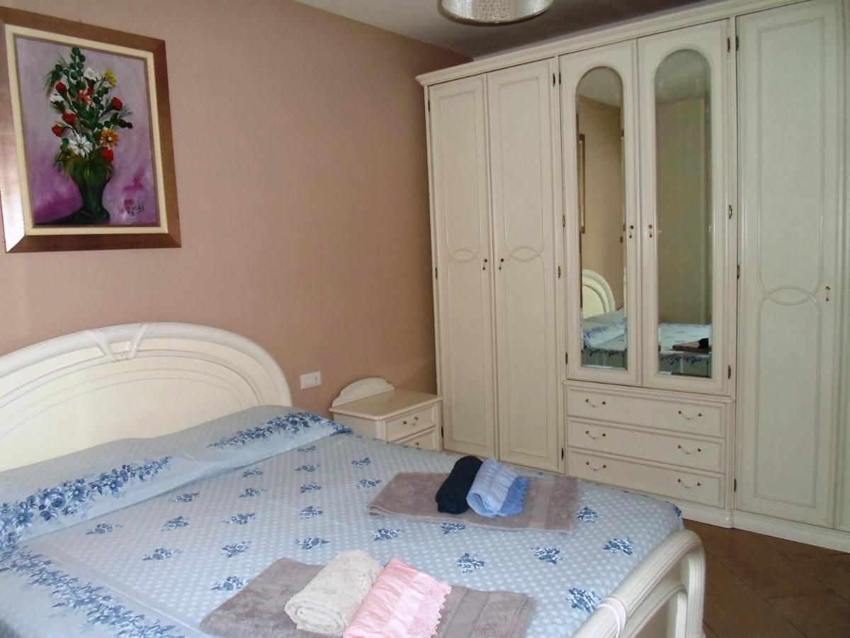Casa Ines Daire Lonato Dış mekan fotoğraf
