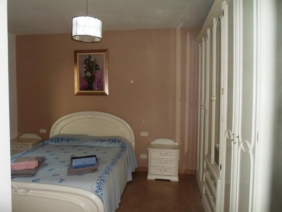 Casa Ines Daire Lonato Dış mekan fotoğraf