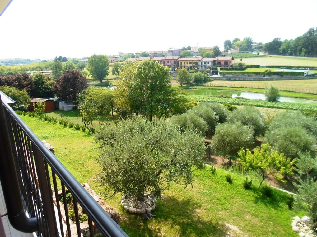 Casa Ines Daire Lonato Dış mekan fotoğraf